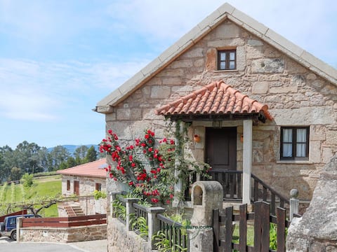 Casa dos Cabreiros de Cima Melgaço