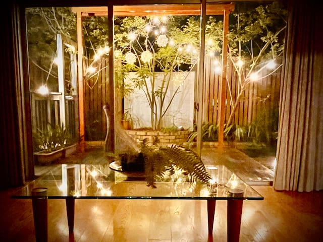 静かな住宅街のテラスのある広い家 103㎡　新宿から15分の野方駅　徒歩7分　昔からのレストラン多数