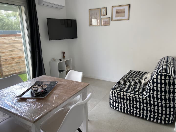 Maisonnette T2 Charmant Jardin  La Cadière D'azur - Bandol