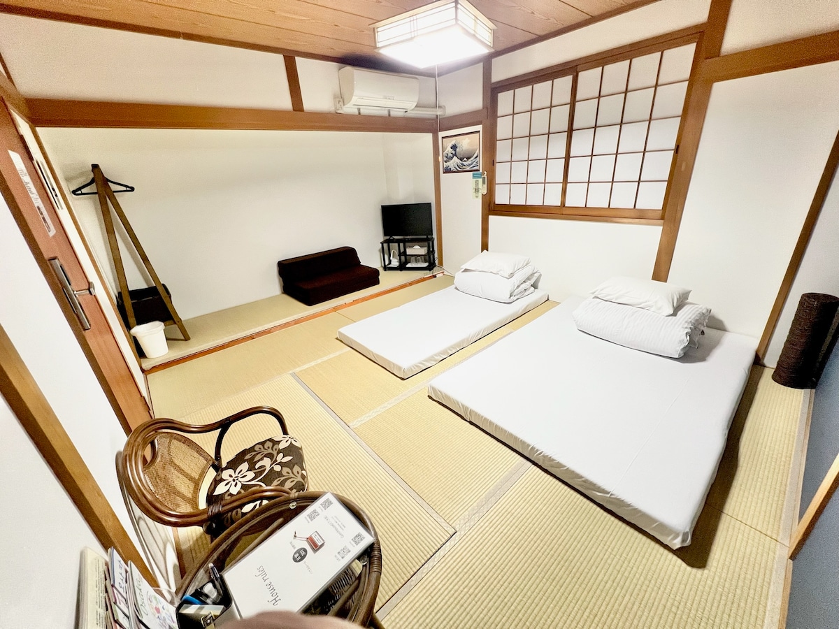 საძინებელი 1