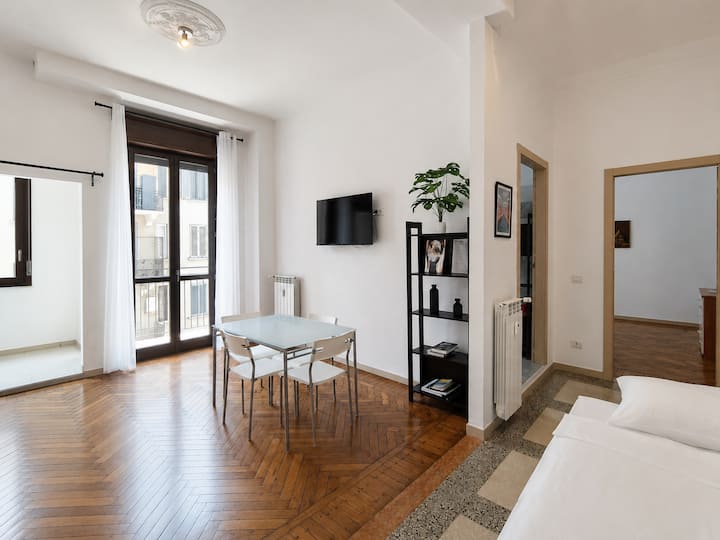 Big Deluxe Goldoni [Duomo-m4 Lin Airport] - Mailand