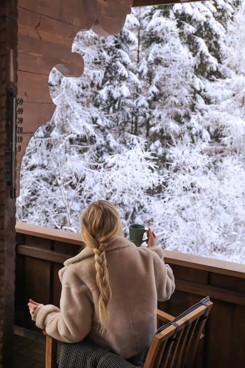 Peacefull Mountains View