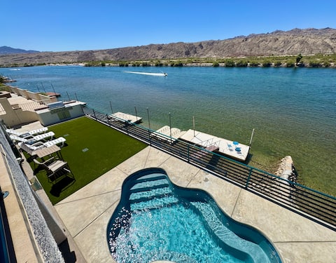 Bullhead Riverhouse