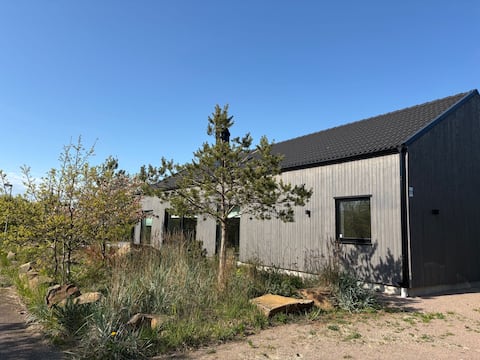 New built holiday home 800m sea