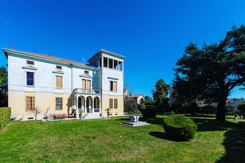 Villa Liberty Venezia-Jacuzzi Parking Gdn private