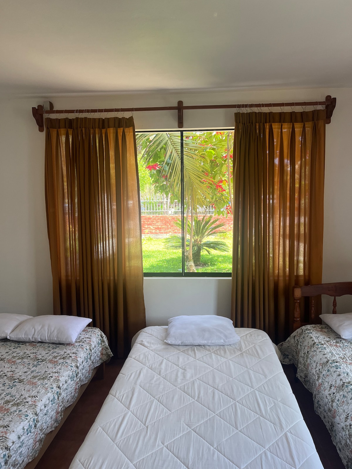 غرفة النوم 1