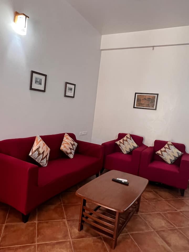 Living room image 2