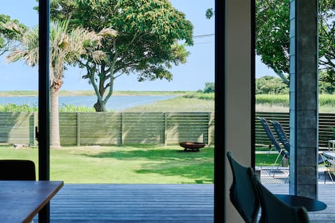 TAITO Coastal Retreat, Lagoon View Ambient Villa