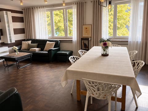 Top Airbnb: *Large apartment in the middle of the city* in Barmbek Süd