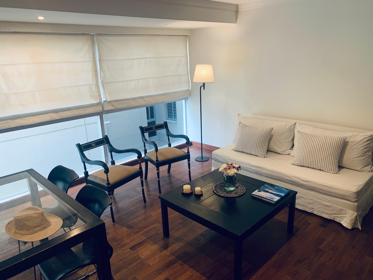 Mtazamo wa Sebule/Chumba cha Kula 