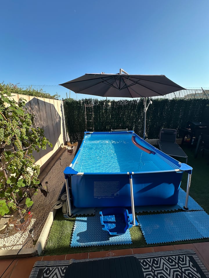 Maison Proche Des Plages Avec Piscine Hors Sol - La Garde