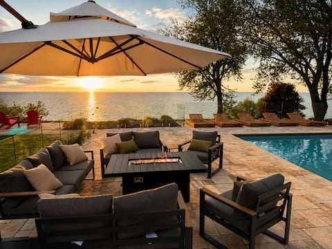 Lakefront Luxury | Pool, Hot Tub, Wine Route