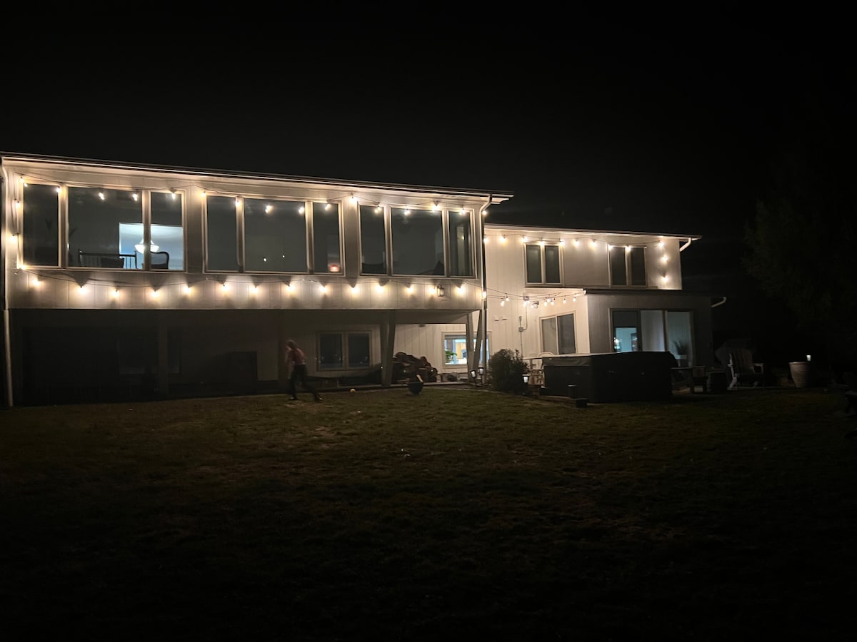 Exterior image 7