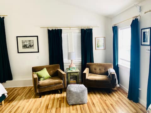 Successful Airbnb property: Top of the Hill guesthouse, 1 bedroom, 1 bath in Weatherford