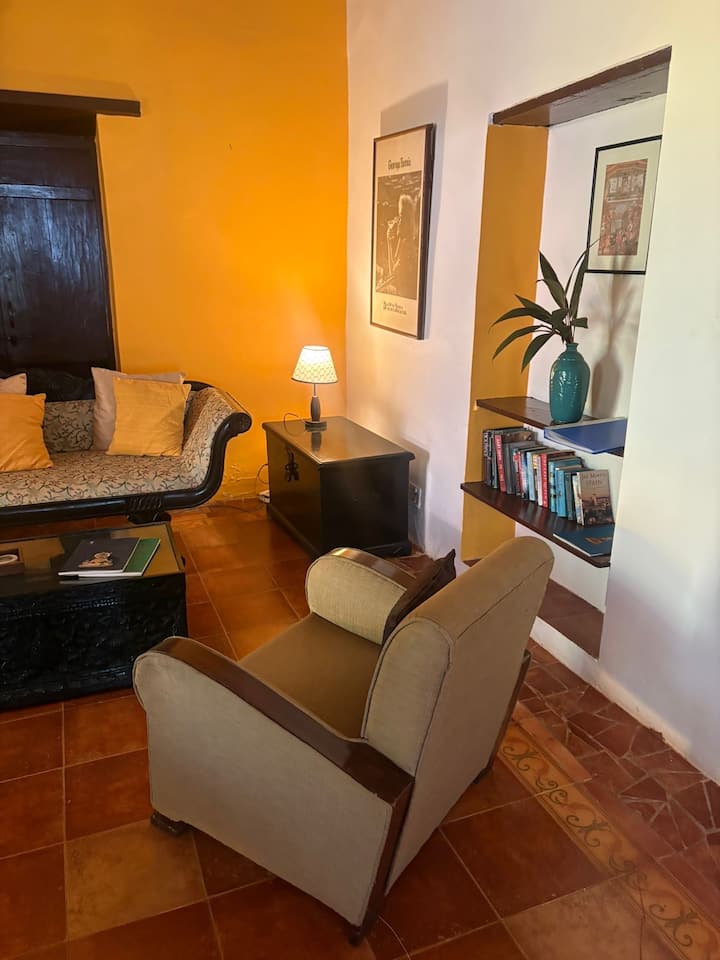 Living room image 8