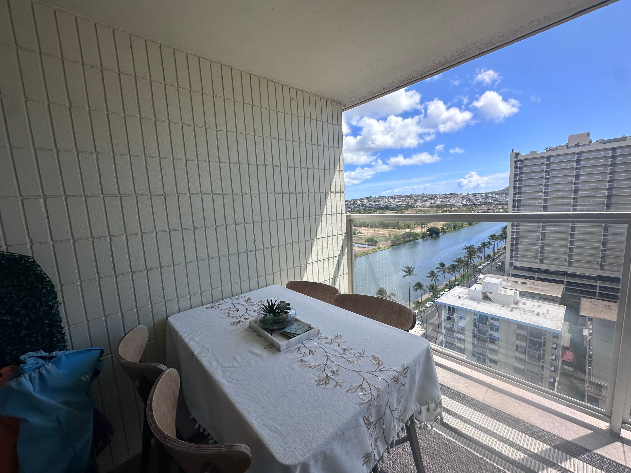 19th fl mountain, canal views condo w/ patio - Image 7