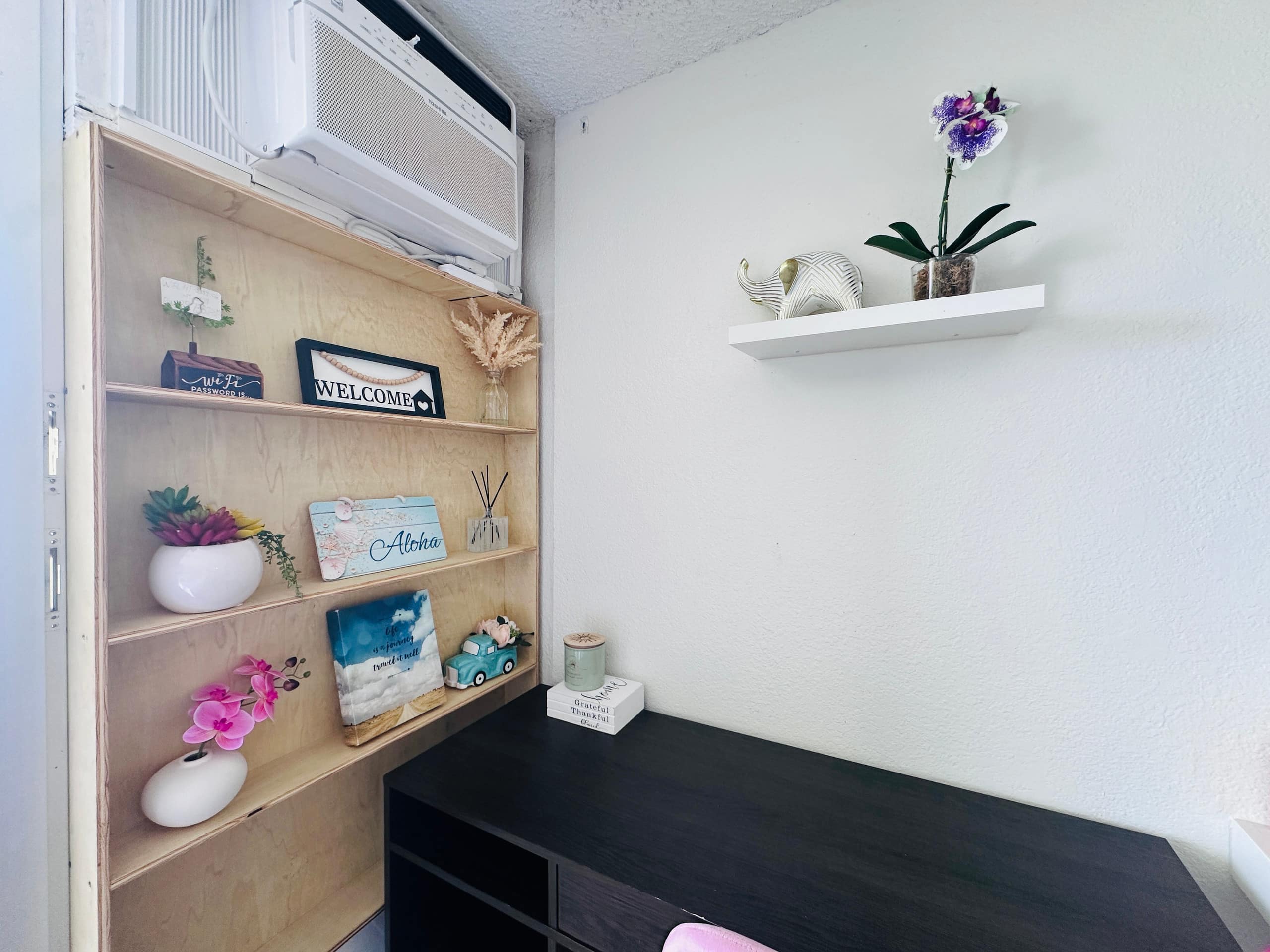 19th fl mountain, canal views condo w/ patio - Image 12