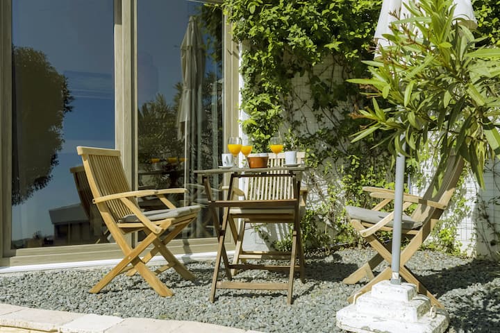 Studio With View In Beautiful Quinta - Qs04 - Lagos