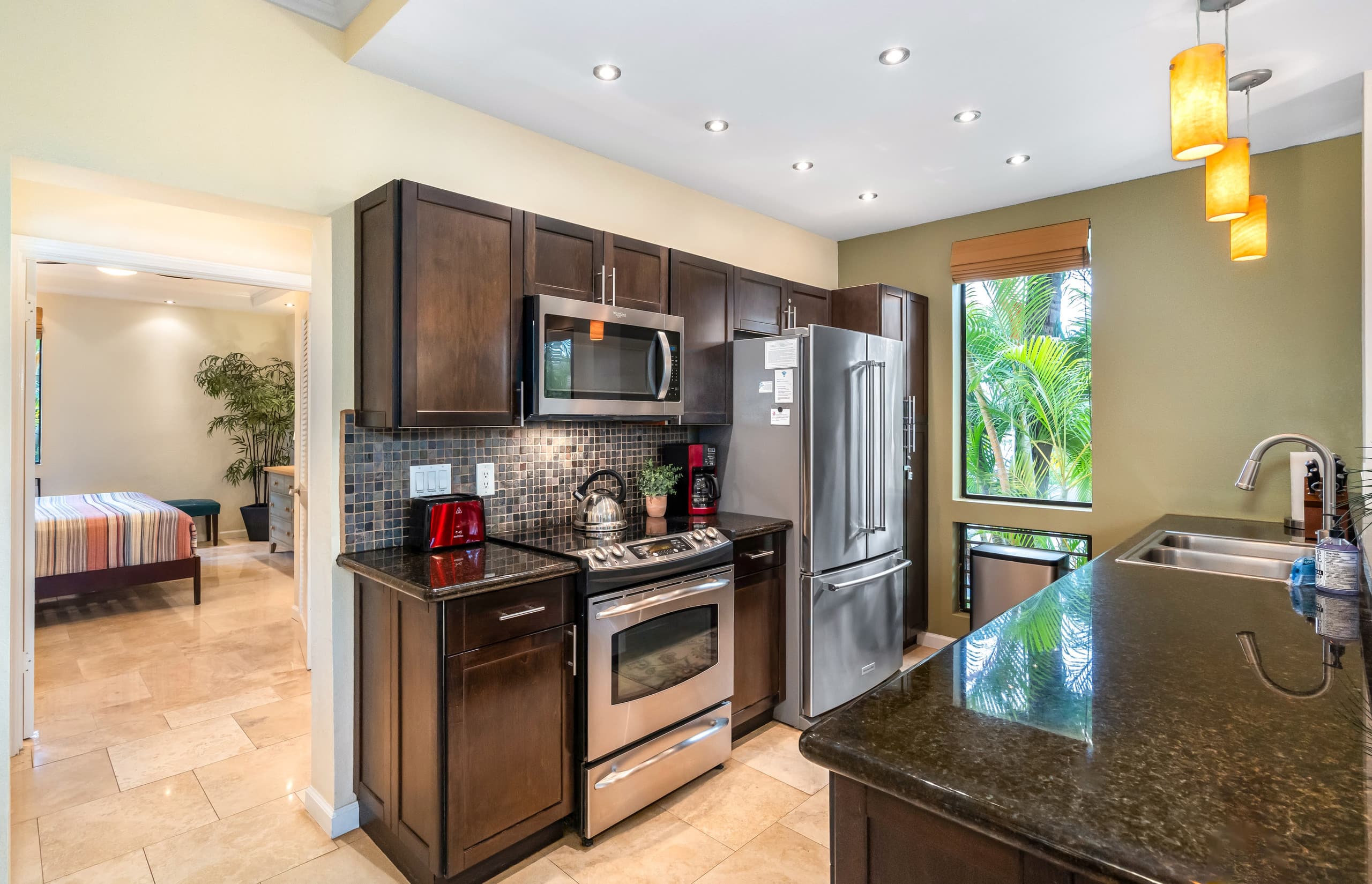 Condo in Wailea · ★4.98 · 1 bedroom · 1 bed · 2 baths - Image 12