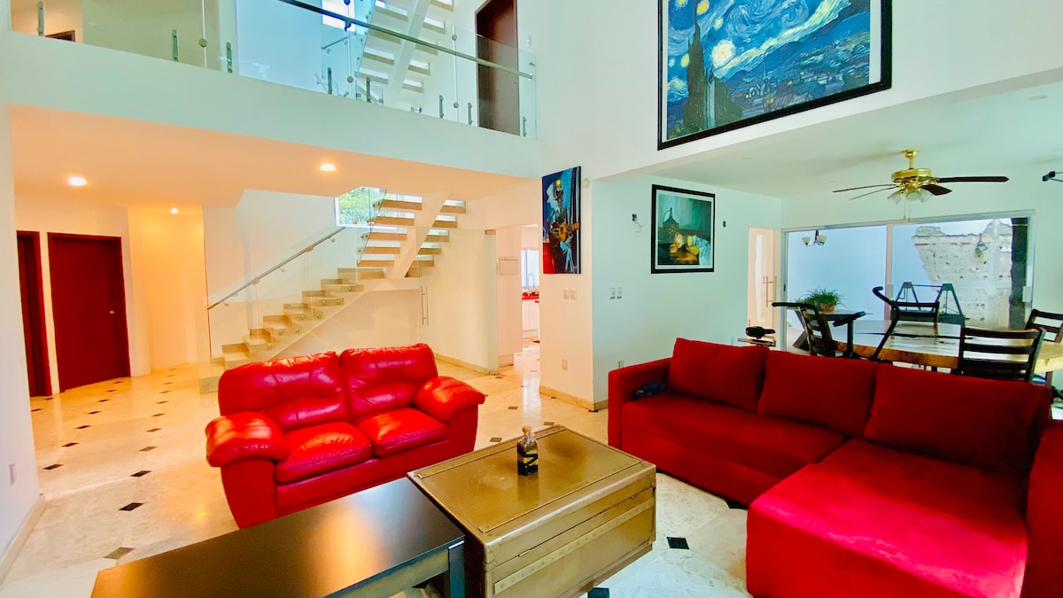 5BR Villa in Tuxtla Gutiérrez — 5 bedroom vacation rental in Tuxtla Gutiérrez