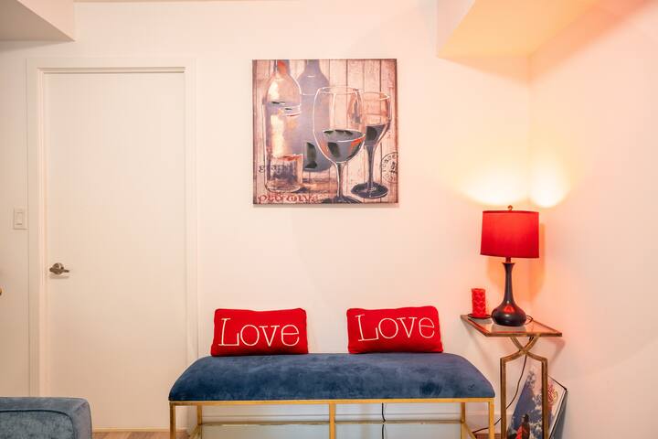 2 Bedroom Condo Loft, Free PRKG gallery image 4