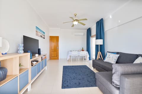 Top performing Airbnb: Casa Azul 3 - Senhora da Rocha, Algarve in Porches