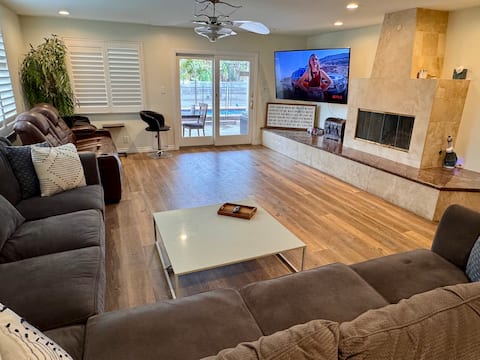 Top performing Airbnb: Ultimate Family Retreat: Theater, HotTub & Arcade! in Navajo