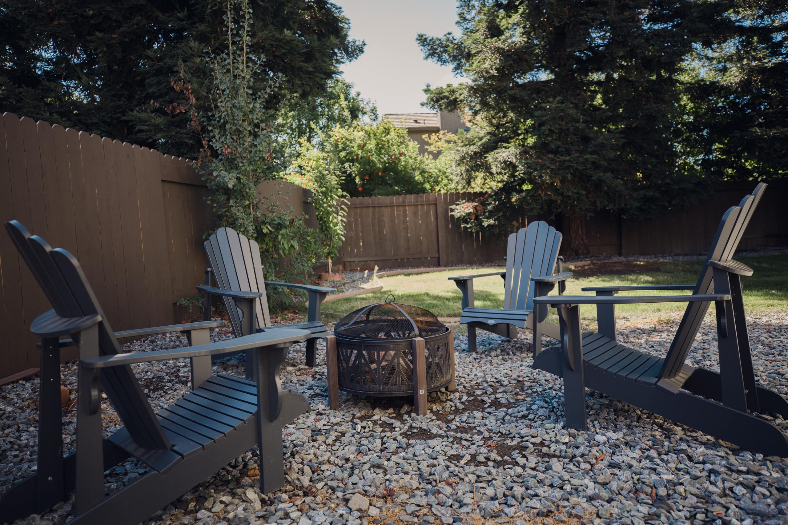 Urban Retreat w/ Fire Pit & Basketball Court - Photo 8