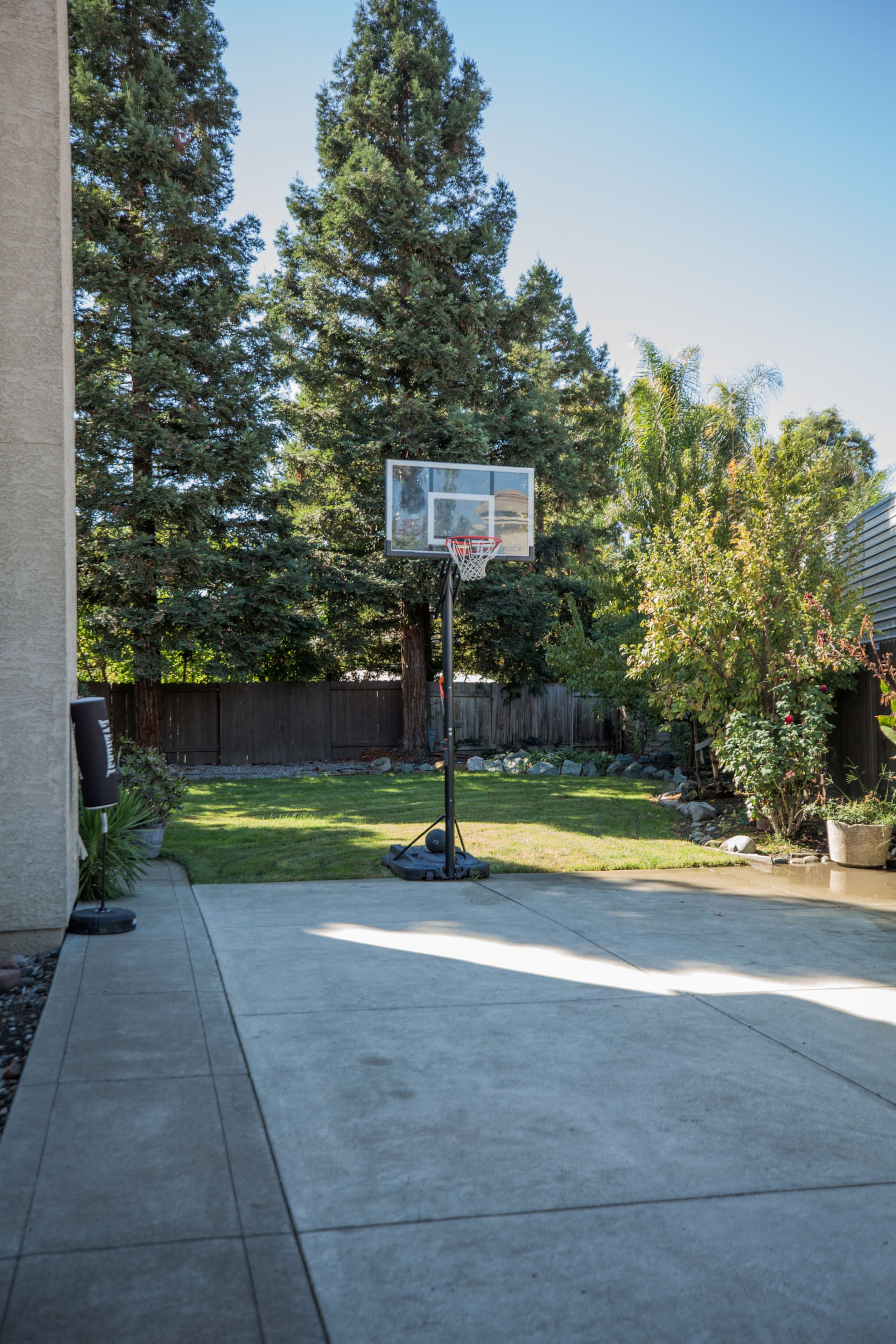 Urban Retreat w/ Fire Pit & Basketball Court - Photo 71