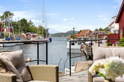 Idyllic seaside cabin. Boat rental