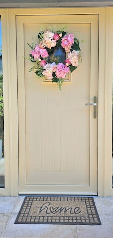 Vida Nova: modern escape with garden, close to sea gallery image 3