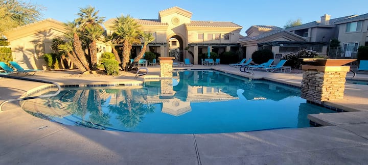 Ground Floor Two Bedroom Condo! - Phoenix