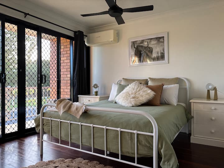 غرفة النوم 1