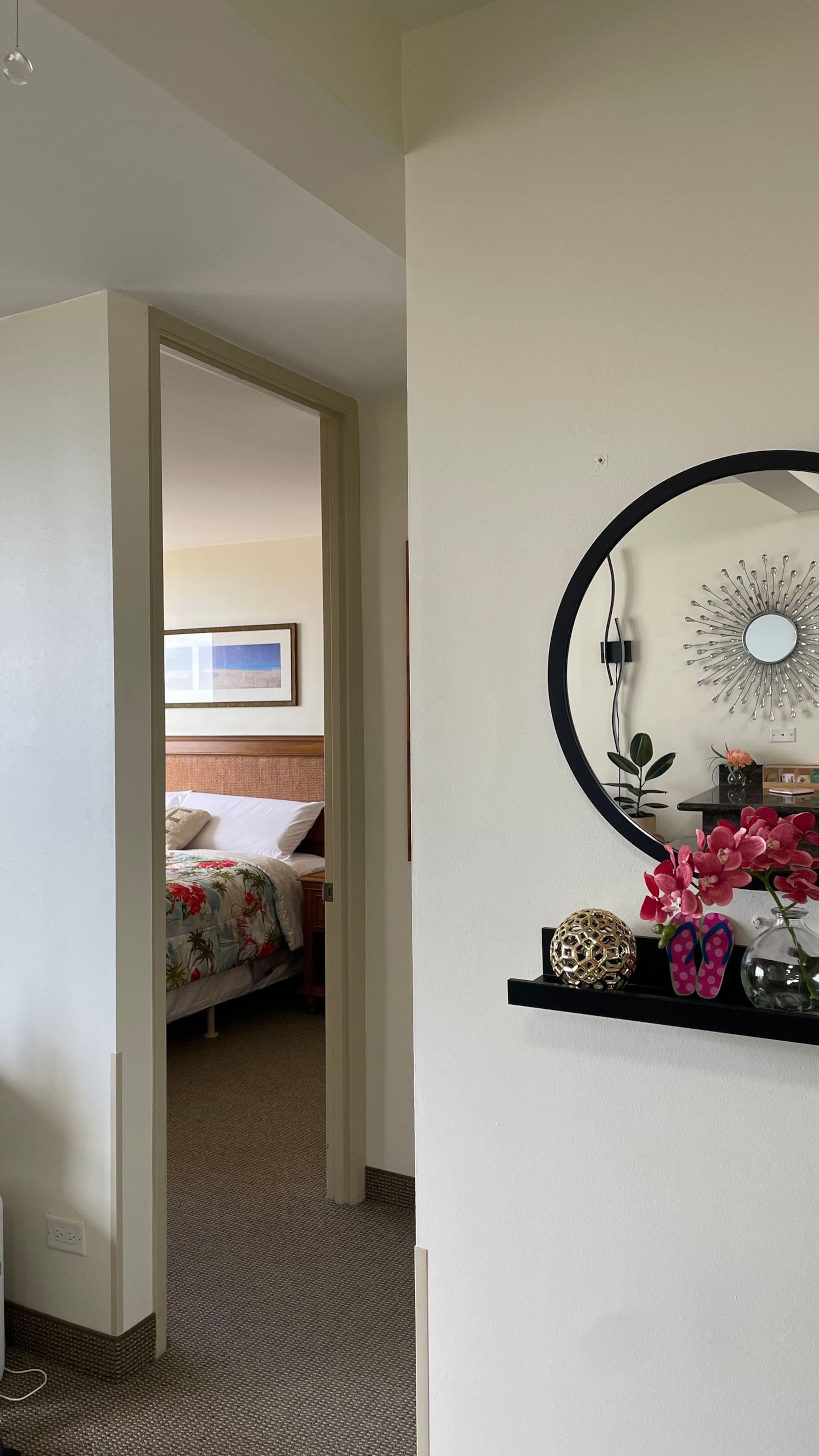 Condo in Honolulu · ★4.95 · 1 bedroom · 2 beds · 1 bath - Image 10