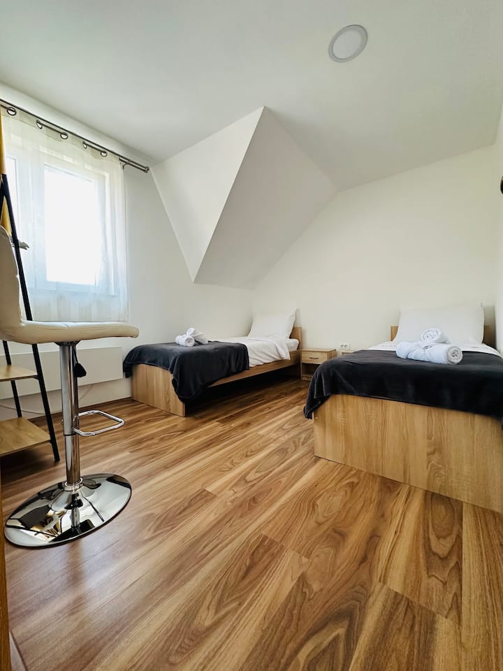 غرفة النوم 1