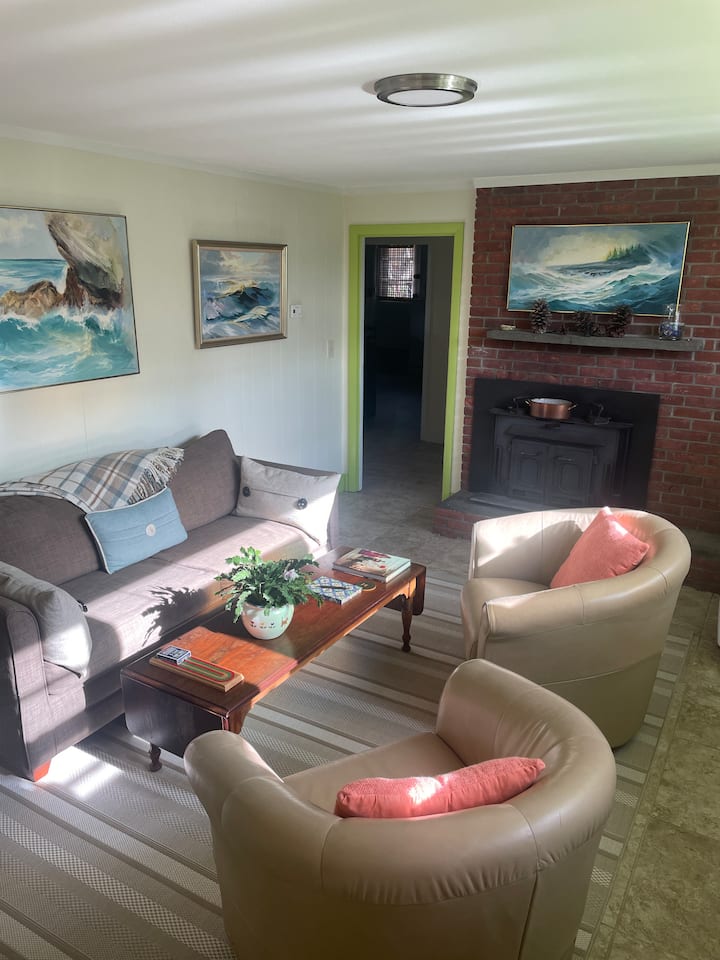 Private Guest Suite- Below Deck North End