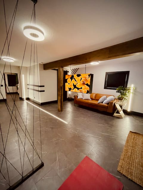 LNSNG LXRY 3 | Sauna + Rain Shower + Lxry