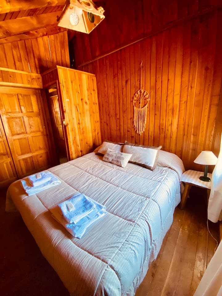 سريران معًا! هناك احتمالان، سواء للأزواج أو منفصلين للأصدقاء أو الأشقاء.