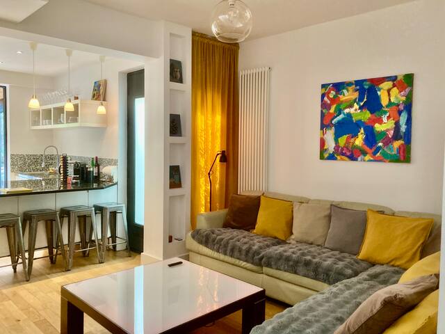 Comfy, stylish house | East London | Free parking