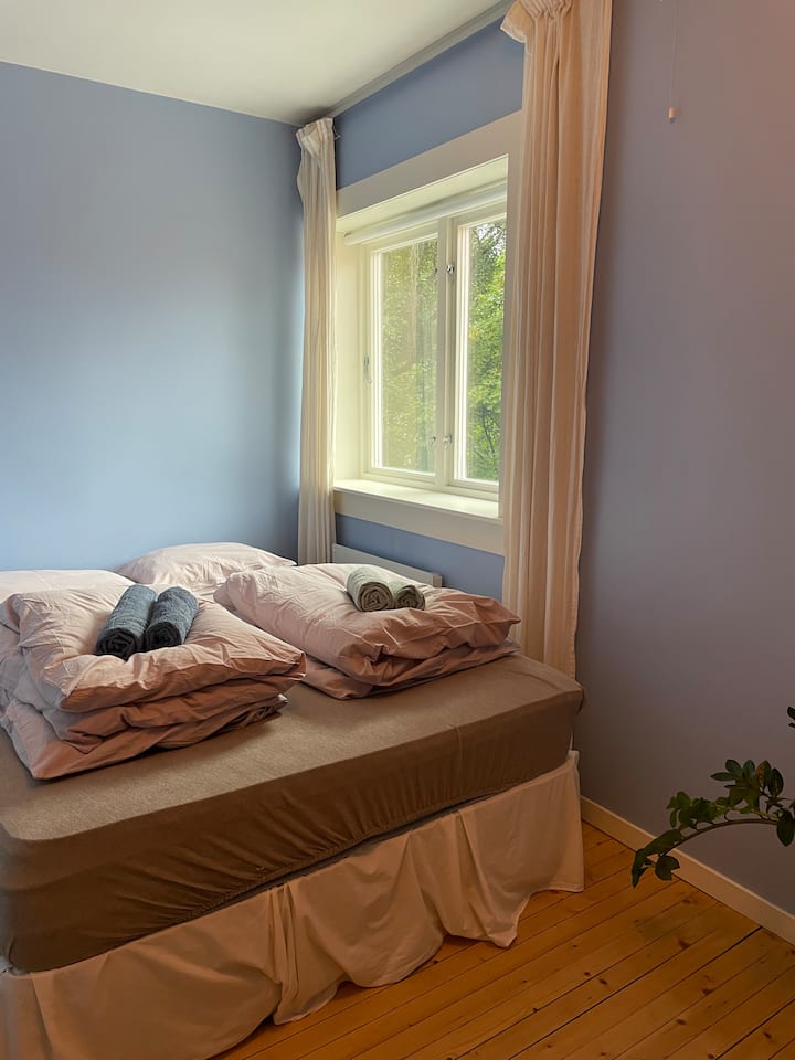 غرفة النوم 1