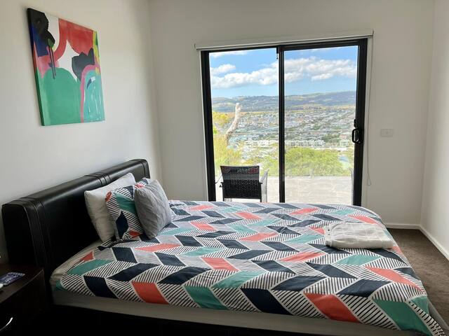 Seabird with a Seaview! gallery image 4