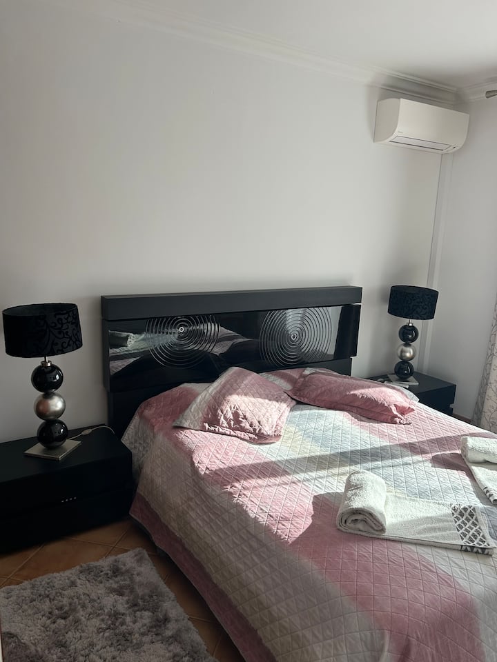 საძინებელი 1