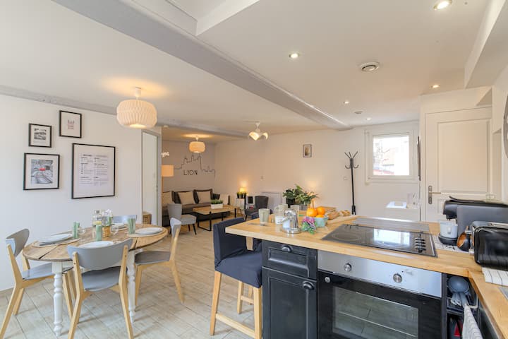 Grand Appartement De 60 M², Métro & Opéra à 1 Min - Lyon