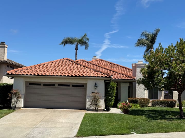 Home In Quiet Del Mar Gated Community - Encinitas, CA