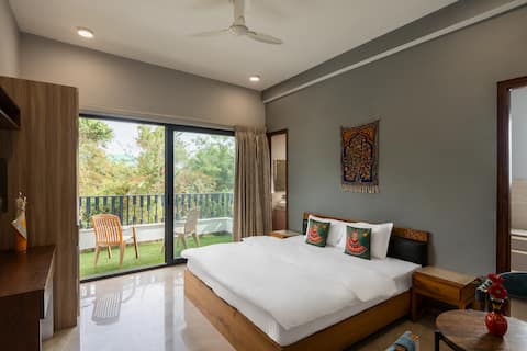 Kailasham Stay - Two Rooms with breakfast