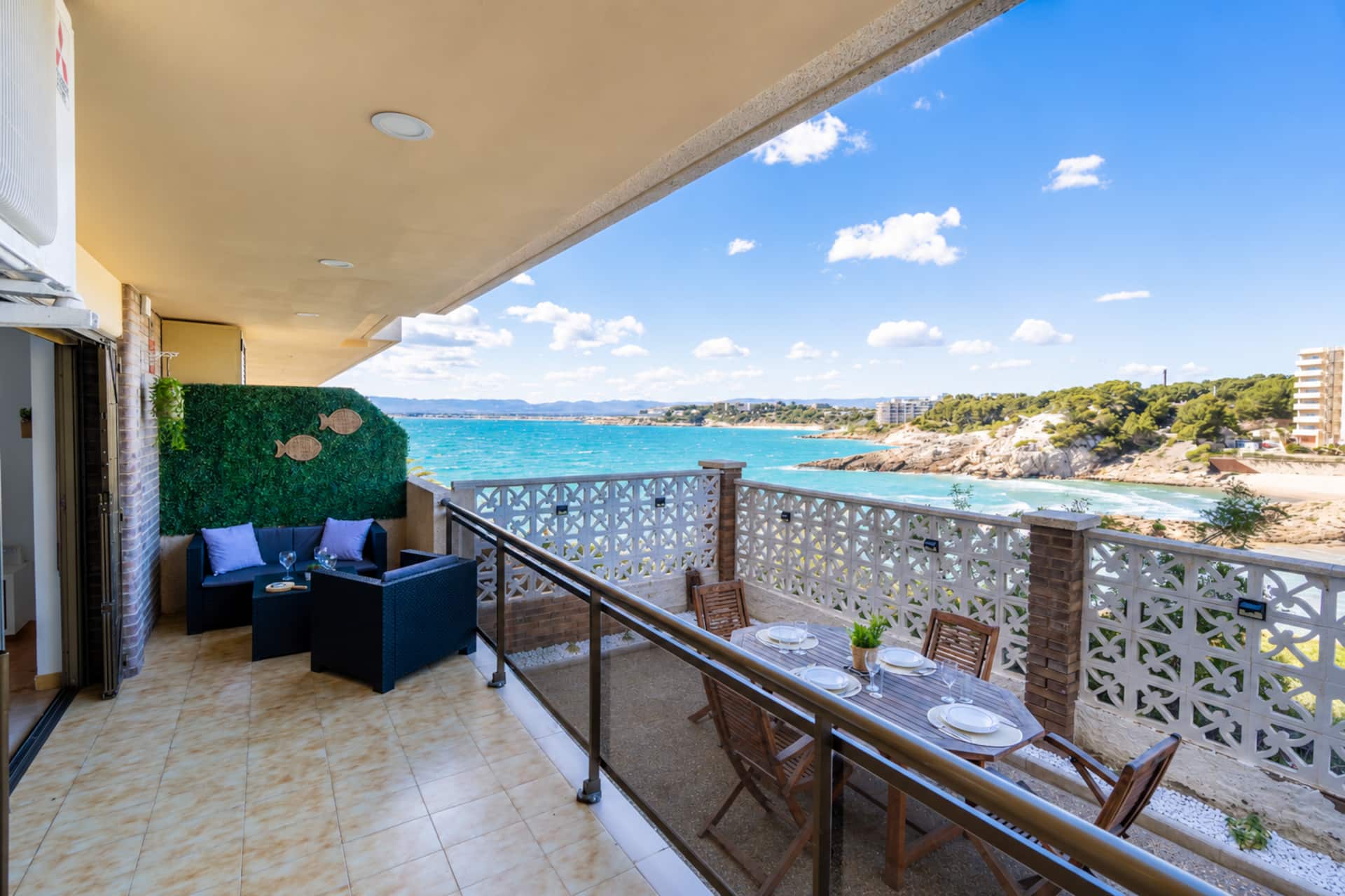 FirstLineSea|Exclusive|wifi|Relax|PortAvntur|AA