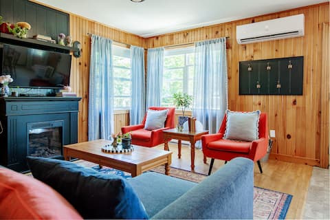 Charming Cavendish Cottage with Shared Pool