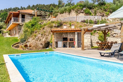 Casa do Sol · Pool & Sauna · Sleeps 6