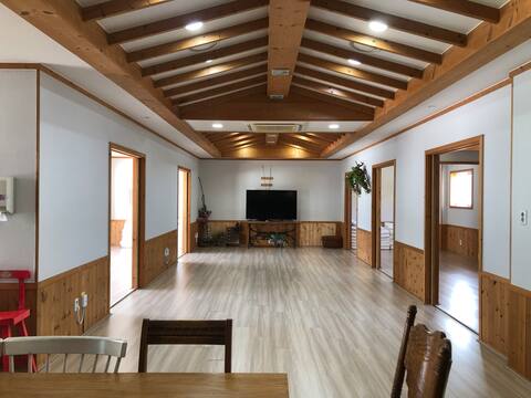 [Jeonggane (Sarangchae)]/Group Accommodation/30 people/Workshop/MT/Retreat/Baseball Park