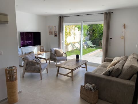 Top Airbnb: Villa in Ste Maxime with pool plus 2 studios near the sea in Sainte Maxime